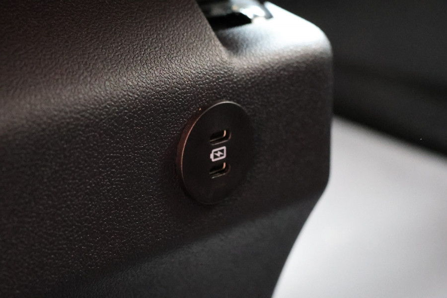 Ford Transit Custom 320 2.0 TDCI L2H1 DC | Dubbel Cabine | L+R Schuifdeur | 5-Zitter | Camera | CarPlay | Lane Assist | PDC V+A | Raptor Edition | Verlengde fabrieksgarantie tot 12-2029