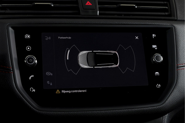 Seat Arona 1.0 TSI 110 PK FR Business Intense - Automaat | Dig. Cockpit | Cruise | PDC | Camera | NAV + App. Connect | ECC | Trekhaak | LM 18" |