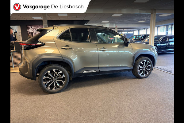 Toyota Yaris Cross 1.5 Hybrid Dynamic/navi / panoramadak / camera / stoel stuur verw / dodehoek / lane assist