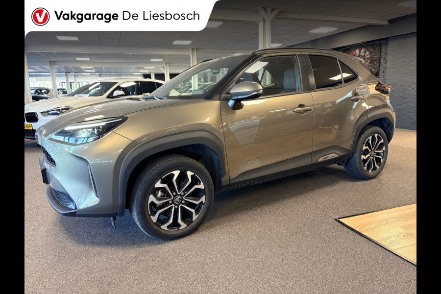 Toyota Yaris Cross 1.5 Hybrid Dynamic/navi / panoramadak / camera / stoel stuur verw / dodehoek / lane assist