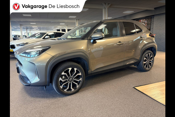 Toyota Yaris Cross 1.5 Hybrid Dynamic/navi / panoramadak / camera / stoel stuur verw / dodehoek / lane assist