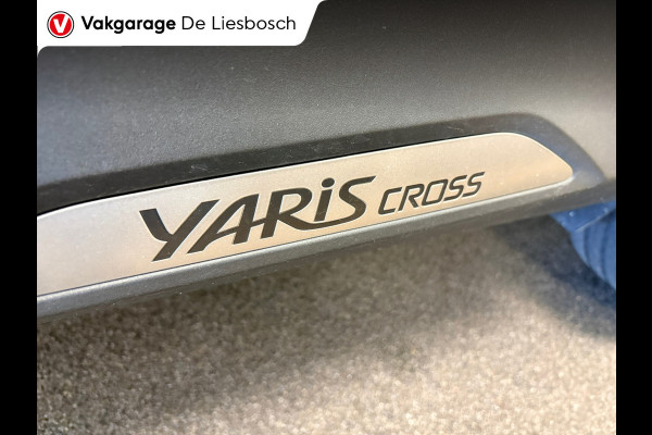Toyota Yaris Cross 1.5 Hybrid Dynamic/navi / panoramadak / camera / stoel stuur verw / dodehoek / lane assist