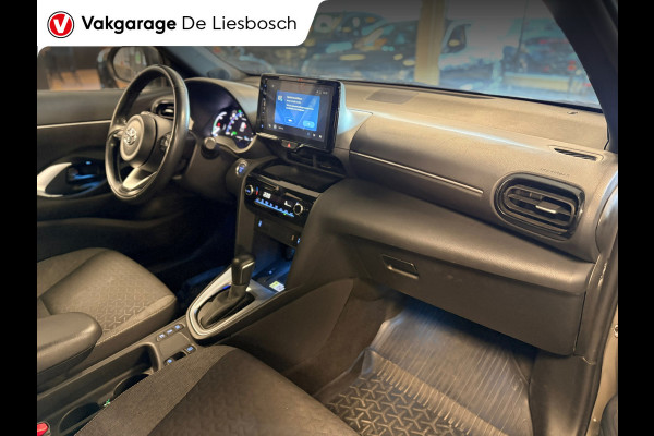 Toyota Yaris Cross 1.5 Hybrid Dynamic/navi / panoramadak / camera / stoel stuur verw / dodehoek / lane assist
