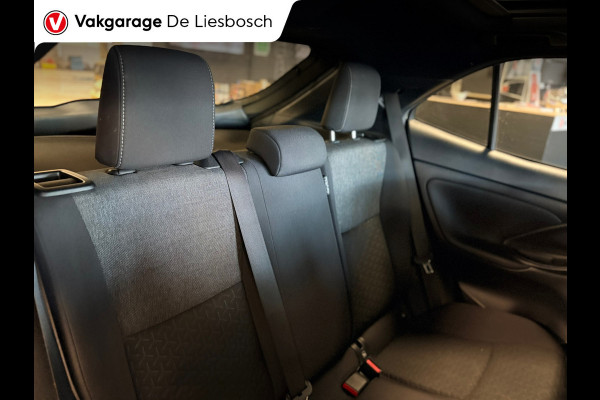Toyota Yaris Cross 1.5 Hybrid Dynamic/navi / panoramadak / camera / stoel stuur verw / dodehoek / lane assist