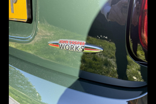 MINI Mini 2.0 John Cooper Works Essential 231pk | 43.000 KM | Leder | Panoramadak | Full Options.