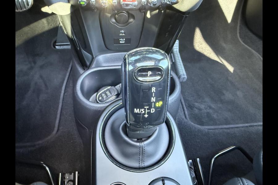 MINI Mini 2.0 John Cooper Works Essential 231pk | 43.000 KM | Leder | Panoramadak | Full Options.