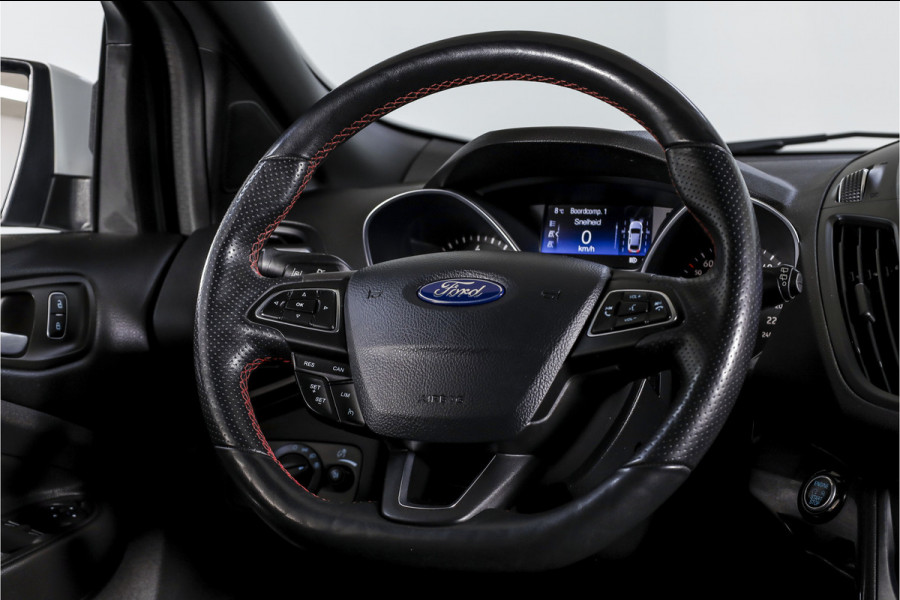 Ford Kuga 1.5 EcoBoost 150 PK ST Line | Cruise | Winterpakket | PDC | Camera | Bi-Xenon | NAV + App. Connect | ECC | Elek. Klep | Afn. Trekhaak | LM 18" |