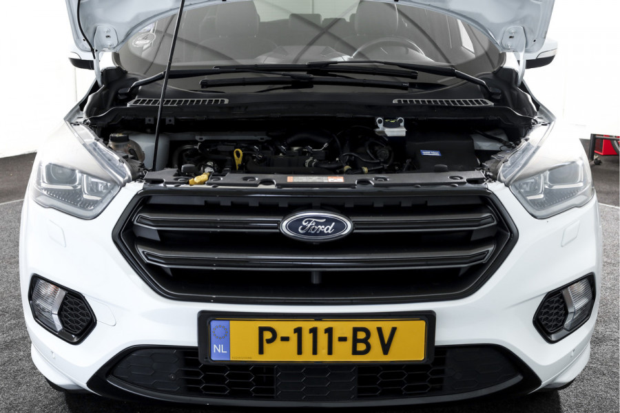 Ford Kuga 1.5 EcoBoost 150 PK ST Line | Cruise | Winterpakket | PDC | Camera | Bi-Xenon | NAV + App. Connect | ECC | Elek. Klep | Afn. Trekhaak | LM 18" |