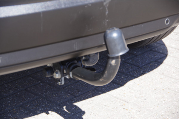 Opel Grandland X 1.2 Turbo Elegance TREKHAAK, APPLE CARPLAY/ANDROID AUTO, PARKEERSENSOREN