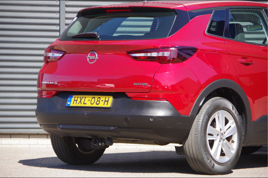 Opel Grandland X 1.2 Turbo Elegance TREKHAAK, APPLE CARPLAY/ANDROID AUTO, PARKEERSENSOREN