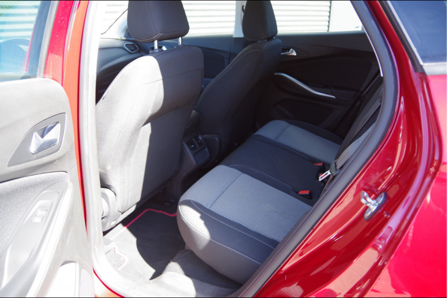 Opel Grandland X 1.2 Turbo Elegance TREKHAAK, APPLE CARPLAY/ANDROID AUTO, PARKEERSENSOREN