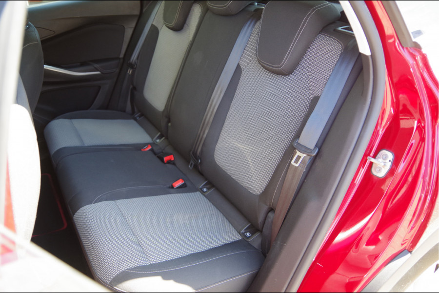 Opel Grandland X 1.2 Turbo Elegance TREKHAAK, APPLE CARPLAY/ANDROID AUTO, PARKEERSENSOREN