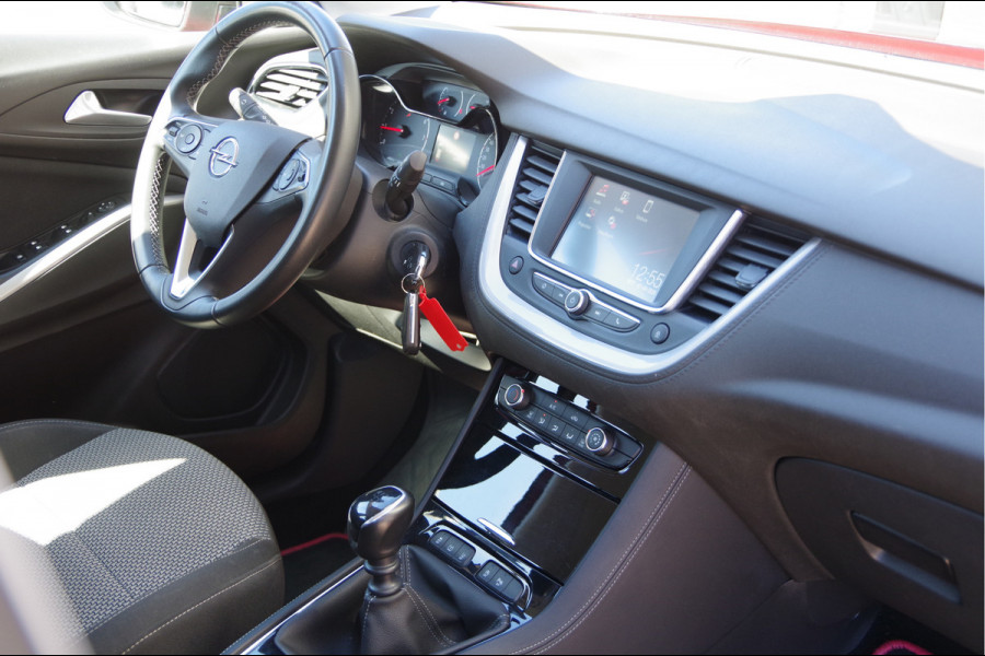 Opel Grandland X 1.2 Turbo Elegance TREKHAAK, APPLE CARPLAY/ANDROID AUTO, PARKEERSENSOREN