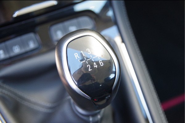 Opel Grandland X 1.2 Turbo Elegance TREKHAAK, APPLE CARPLAY/ANDROID AUTO, PARKEERSENSOREN