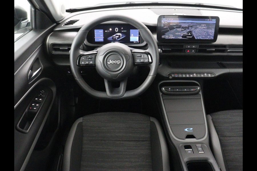 Jeep Avenger Longtitude 54 kWh | SOH 96.6% | Stoelverwarming | Carplay | Navigatie | Full LED | Warmtepomp | Keyless | Climate control | Digital Cockpit | Cruise control