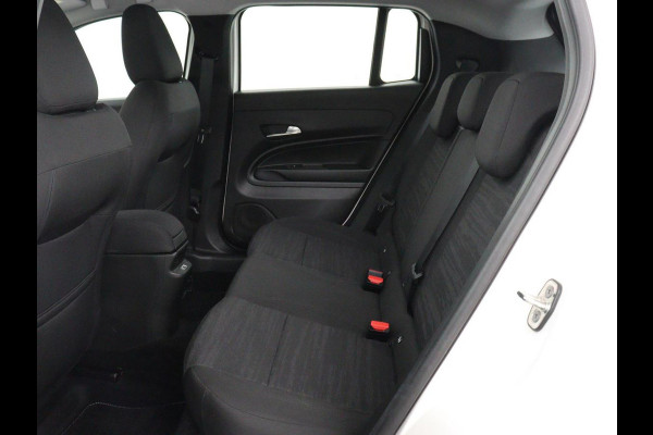 Jeep Avenger Longtitude 54 kWh | SOH 96.6% | Stoelverwarming | Carplay | Navigatie | Full LED | Warmtepomp | Keyless | Climate control | Digital Cockpit | Cruise control