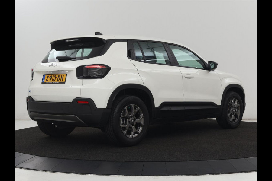 Jeep Avenger Longtitude 54 kWh | SOH 96.6% | Stoelverwarming | Carplay | Navigatie | Full LED | Warmtepomp | Keyless | Climate control | Digital Cockpit | Cruise control