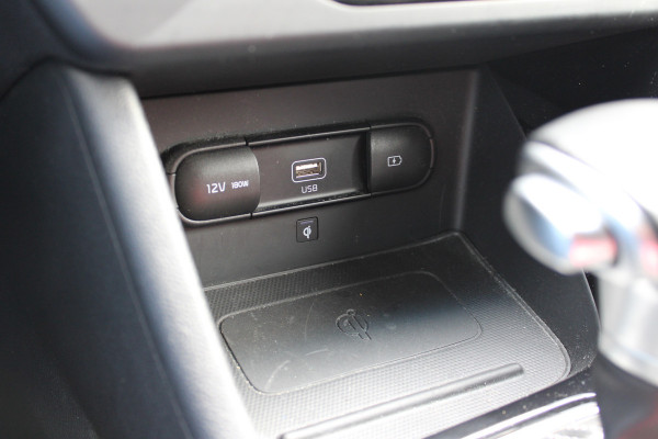 Kia Niro 1.6 GDi Hybrid DynamicLine | Trekhaak | JBL | Adaptieve cruise | Camera | Carplay