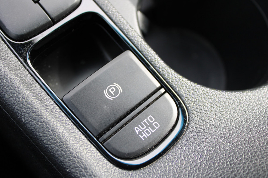 Kia Niro 1.6 GDi Hybrid DynamicLine | Trekhaak | JBL | Adaptieve cruise | Camera | Carplay