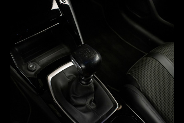 Peugeot 208 1.2 PureTech GT Sport (APPLE CARPLAY,NAVI,CAMERA,360 VIEW,CLIMATE,CRUISE,GETINT,SPORTSTOELEN,LM VELGEN,NETTE STAAT)