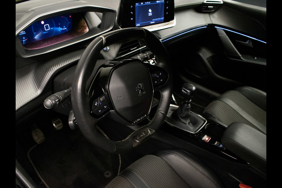 Peugeot 208 1.2 PureTech GT Sport (APPLE CARPLAY,NAVI,CAMERA,360 VIEW,CLIMATE,CRUISE,GETINT,SPORTSTOELEN,LM VELGEN,NETTE STAAT)