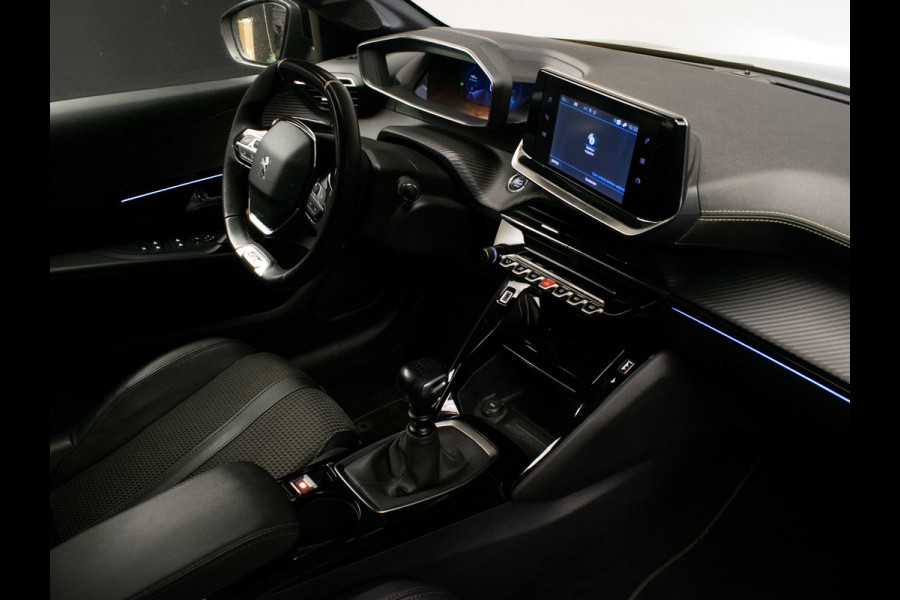 Peugeot 208 1.2 PureTech GT Sport (APPLE CARPLAY,NAVI,CAMERA,360 VIEW,CLIMATE,CRUISE,GETINT,SPORTSTOELEN,LM VELGEN,NETTE STAAT)