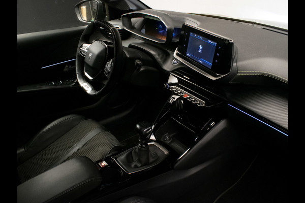 Peugeot 208 1.2 PureTech GT Sport (APPLE CARPLAY,NAVI,CAMERA,360 VIEW,CLIMATE,CRUISE,GETINT,SPORTSTOELEN,LM VELGEN,NETTE STAAT)