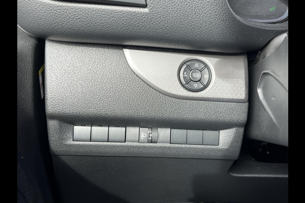 Citroën ë-Jumpy 50kWh XL 8PL VAN: 23.900,- excl.btw VOOR: 20.877,- excl. btw UW LENTEVOORDEEL: 3.023,- | RIJKLAARPRIJS incl. 12mn BOVAG