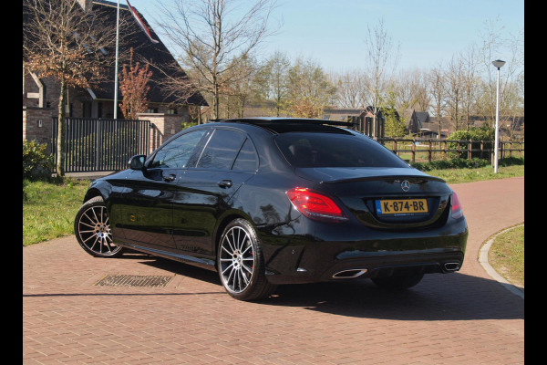 Mercedes-Benz C-Klasse 200 Premium Plus Pack | AMG Line | Panoramadak | Camera | Burmester | Sfeerverlichting |