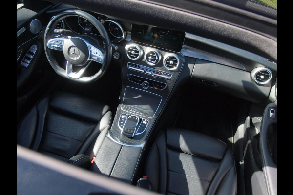 Mercedes-Benz C-Klasse 200 Premium Plus Pack | AMG Line | Panoramadak | Camera | Burmester | Sfeerverlichting |