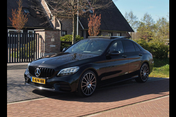 Mercedes-Benz C-Klasse 200 Premium Plus Pack | AMG Line | Panoramadak | Camera | Burmester | Sfeerverlichting |