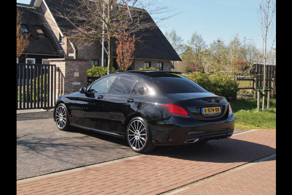Mercedes-Benz C-Klasse 200 Premium Plus Pack | AMG Line | Panoramadak | Camera | Burmester | Sfeerverlichting |