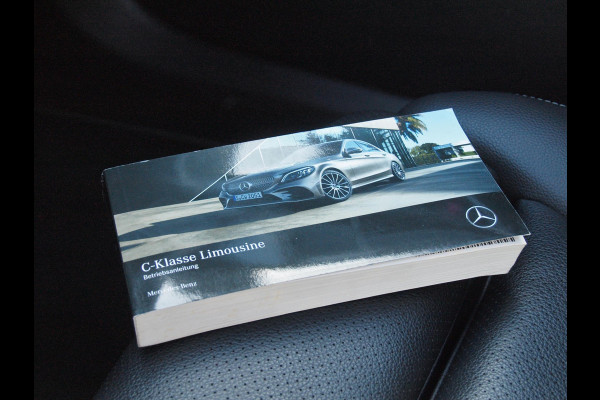 Mercedes-Benz C-Klasse 200 Premium Plus Pack | AMG Line | Panoramadak | Camera | Burmester | Sfeerverlichting |
