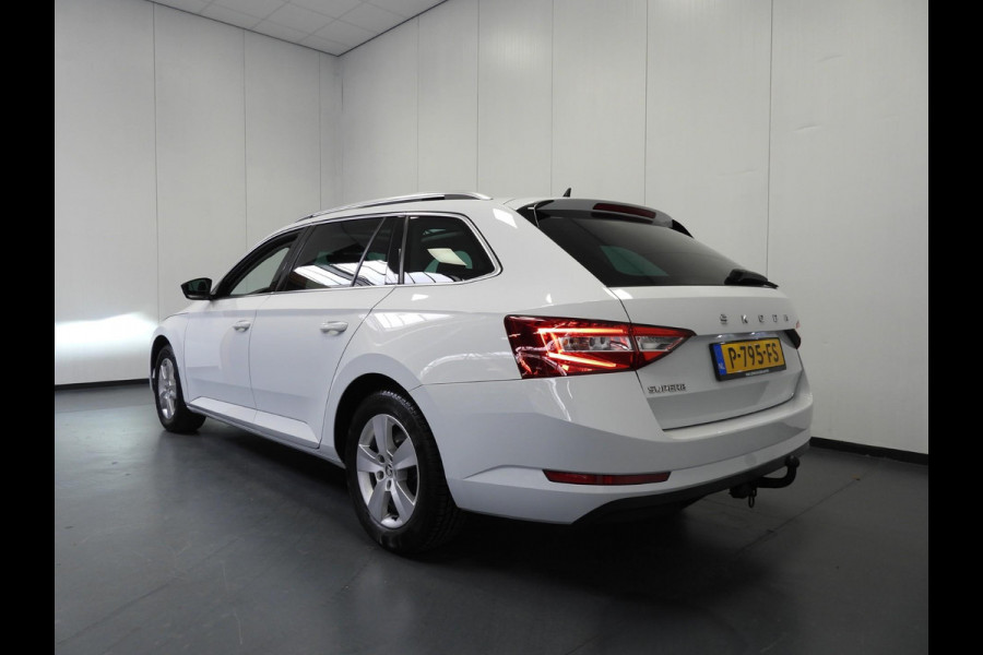 Škoda Superb Combi 1.5 TSI ACT Business NAVI/SCHUIFDAK/LED/TREKH./16"LMV!