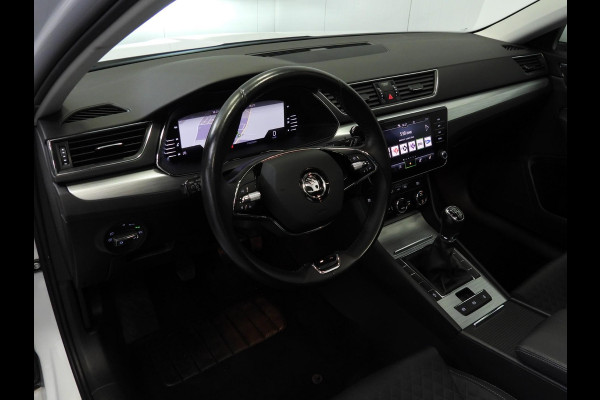 Škoda Superb Combi 1.5 TSI ACT Business NAVI/SCHUIFDAK/LED/TREKH./16"LMV!