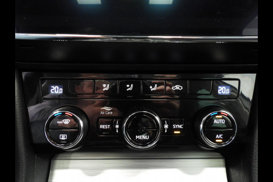 Škoda Superb Combi 1.5 TSI ACT Business NAVI/SCHUIFDAK/LED/TREKH./16"LMV!