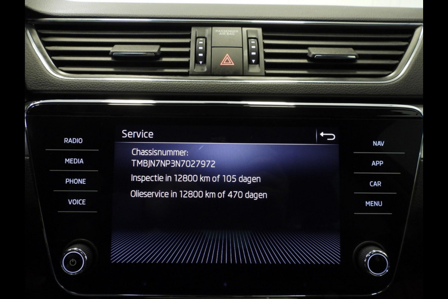 Škoda Superb Combi 1.5 TSI ACT Business NAVI/SCHUIFDAK/LED/TREKH./16"LMV!