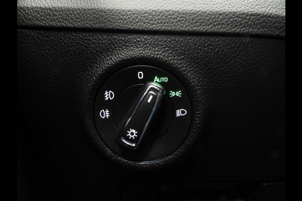 Škoda Superb Combi 1.5 TSI ACT Business NAVI/SCHUIFDAK/LED/TREKH./16"LMV!