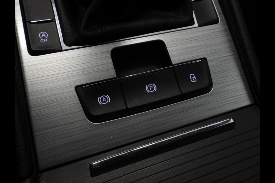 Škoda Superb Combi 1.5 TSI ACT Business NAVI/SCHUIFDAK/LED/TREKH./16"LMV!