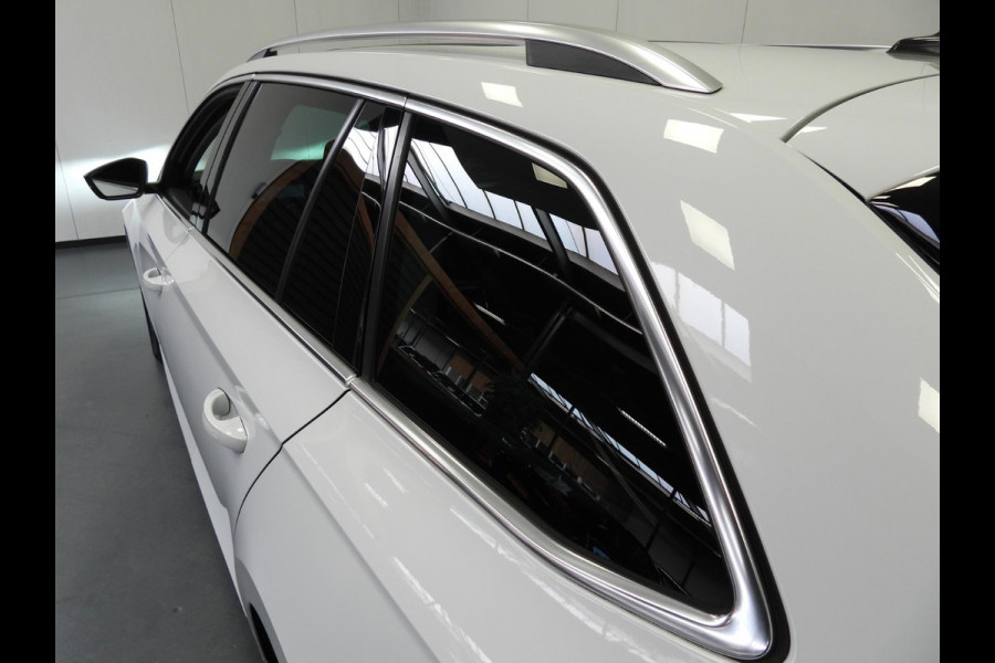 Škoda Superb Combi 1.5 TSI ACT Business NAVI/SCHUIFDAK/LED/TREKH./16"LMV!