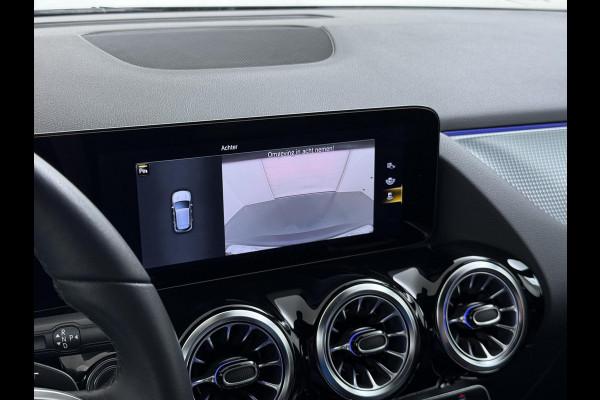 Mercedes-Benz EQA 250+ Luxury Line 71 kWh VAN: 35.900,- VOOR: 32.877,- UW LENTEVOORDEEL: 3.023,- | RIJKLAARPRIJS incl. 12mnd BOVAG