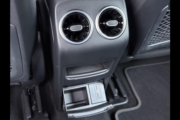 Mercedes-Benz EQA 250+ Luxury Line 71 kWh VAN: 35.900,- VOOR: 32.877,- UW LENTEVOORDEEL: 3.023,- | RIJKLAARPRIJS incl. 12mnd BOVAG