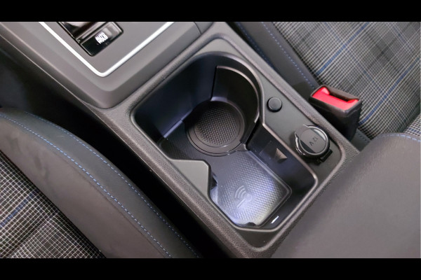 Volkswagen Golf 1.4 TSI Hybrid GTE | Camara | Martix koplampen | Cruise Control Adaptief |