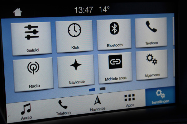 Ford C-MAX 1.0-125pk Titanium. Erg goed onderhouden hoogzitter, afkomstig van de 1e eig. Autm. airco dual, cruise control, navigatie, telefoonvoorb., voorraamverw., trekhaak, all season banden rondom, camera, parkeersensoren v+a etc.