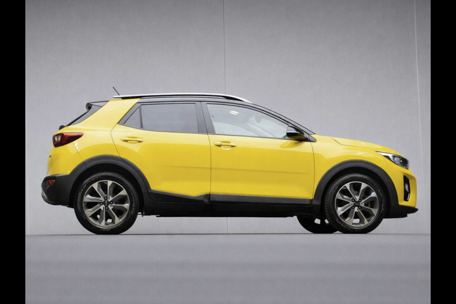 Kia Stonic 1.0 T-GDi DynamicLine Sport (APPLE CARPLAY,NAVI,CAMERA,CLIMATE,CRUISE,GETINT,LED,LANE ASSIST,SPORTSTOELEN,LM VELGEN)