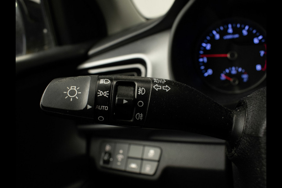 Kia Stonic 1.0 T-GDi DynamicLine Sport (APPLE CARPLAY,NAVI,CAMERA,CLIMATE,CRUISE,GETINT,LED,LANE ASSIST,SPORTSTOELEN,LM VELGEN)