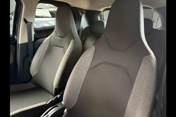 Toyota Aygo X 1.0 VVT-i MT Play Camera 5 jaar garantie tot 28-3-2028