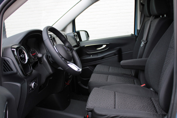 Mercedes-Benz Vito 114 CDI / Aut / Lang / 71km!!! / Led / Camera / Navi / Achterdeuren / NIEUWSTAAT