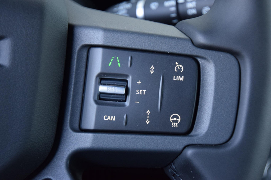 Land Rover Defender P300e 110 Dynamic SE Edition | Borasco Grey | Pano | Trekhaak