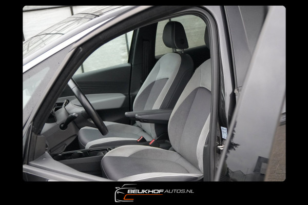 Volkswagen ID.3 First Plus 58 kWh Trekhaak Carplay Soh 91,7%